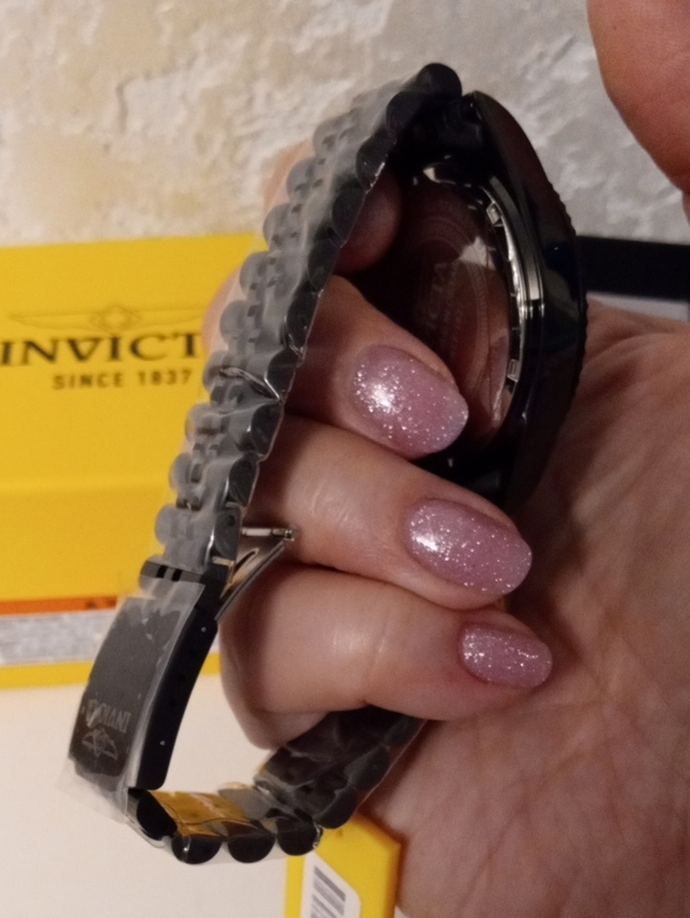 Invicta Black Watch with Teal Dial - Picture 6 of 6